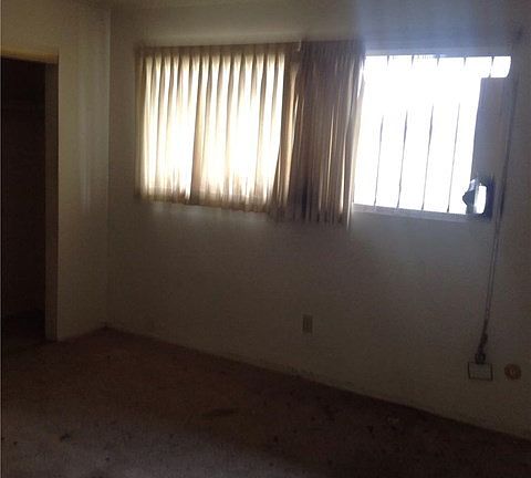 4th image of 719 N Eucalyptus Ave #2