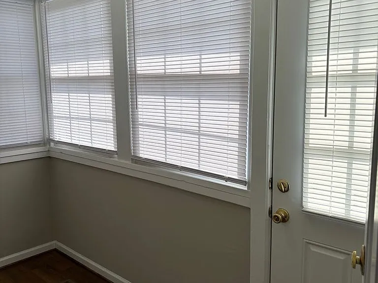495 York St — Photo 20