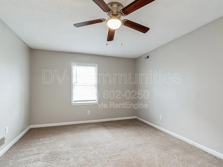 1605 Sugar Plum Dr SW — Photo 24