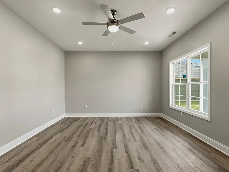 1458 Boulder Ct — Photo 14