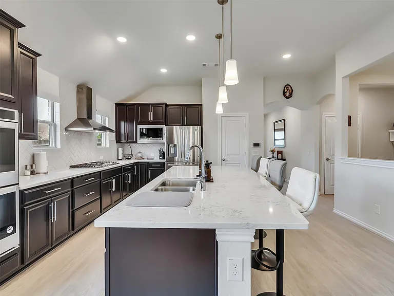 27997 Lone Hollow Ln — Photo 23