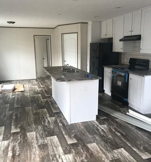 1st image of 2856 Calumet Cir