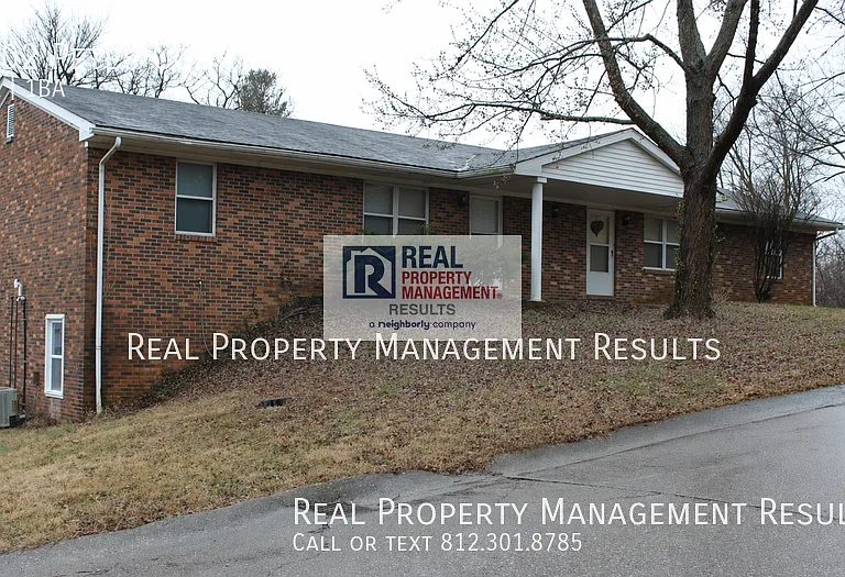 4002 Petes Ct #4002 — Photo 12