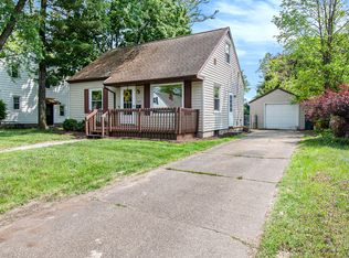 1915 Cooper Ave, Lansing, MI 48910