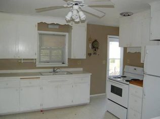 1425 Garland Ln N, Plymouth, MN 55447