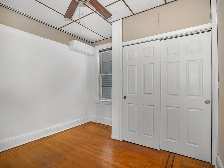 19 Reeve Pl #2R — Photo 5