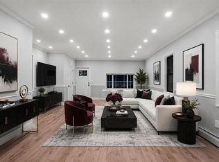 128 E 238th St, Bronx, NY 10470