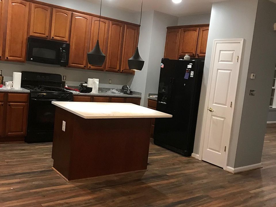 Kitchen/dining space