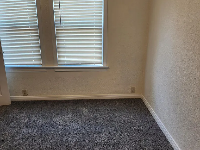 10567 Ohio St — Photo 24