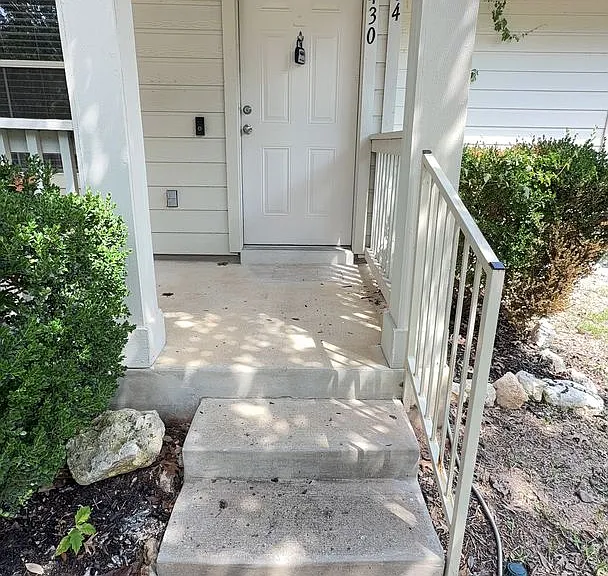 1430 Big Bend Dr #14 — Photo 3