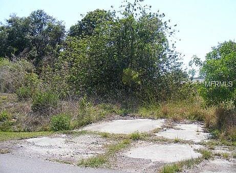 2nd image of 1091 Riggs St