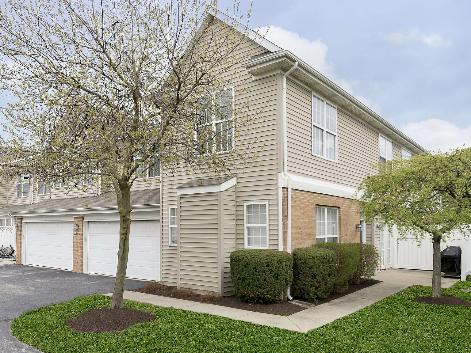 2341 Colfax Ln, Indianapolis, IN 46260 Zillow