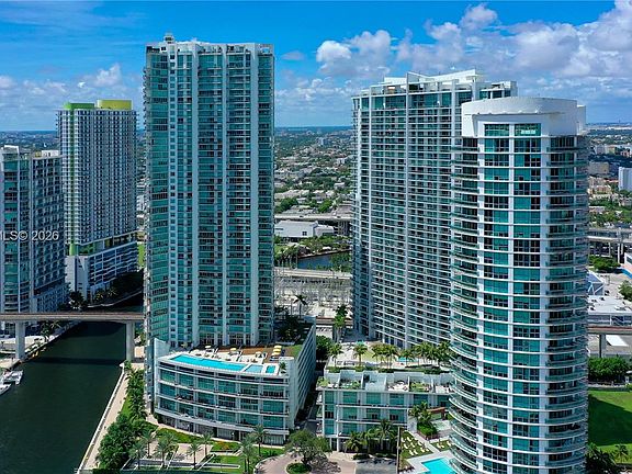 2nd image of 90 SW 3rd St APT 1602