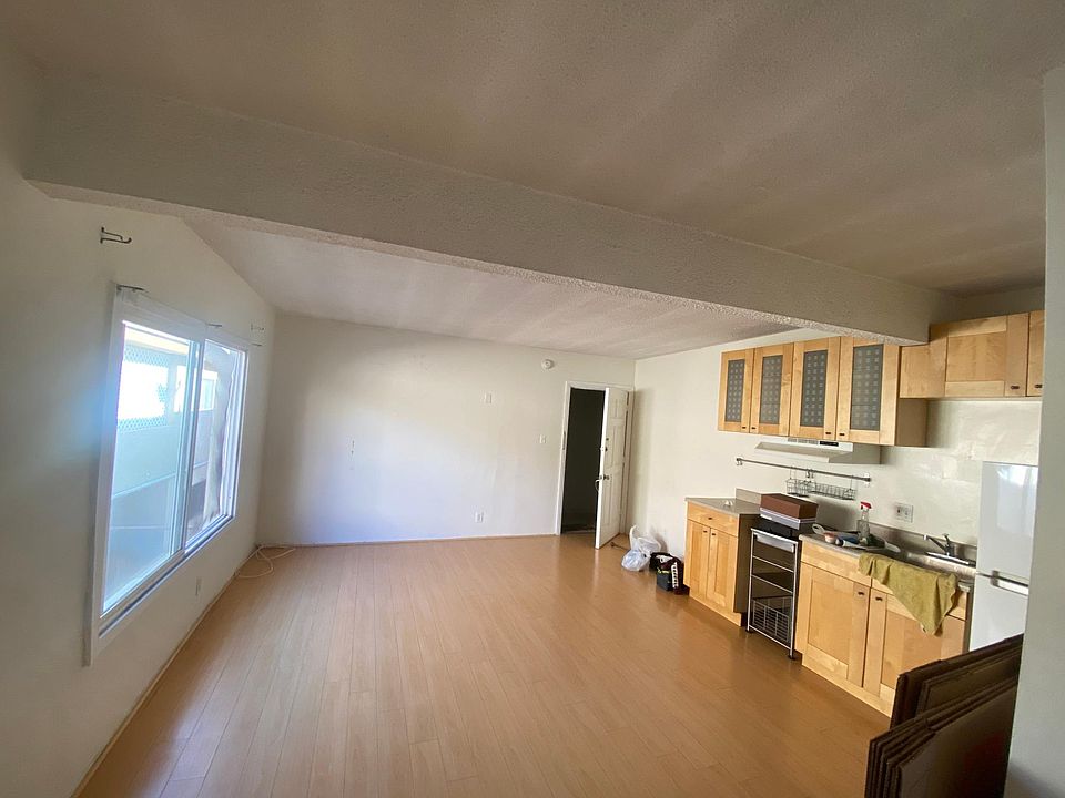 1st image of 11610 Iowa Ave