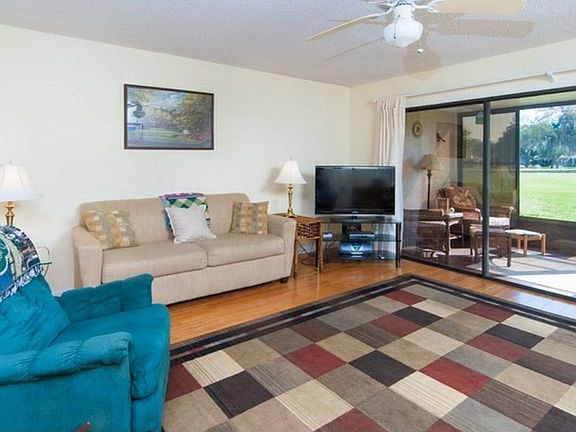 5th image of 3655 Sawgrass Dr