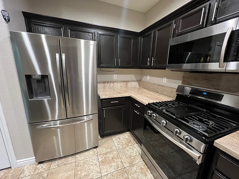 1834 Shining Elm Ct — Photo 2