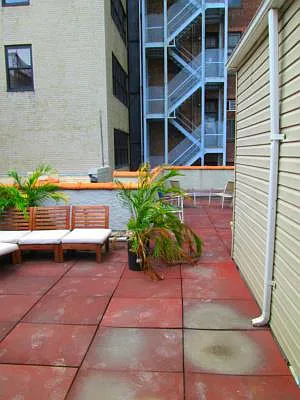 Rented by Mirador Real Estate | media 22