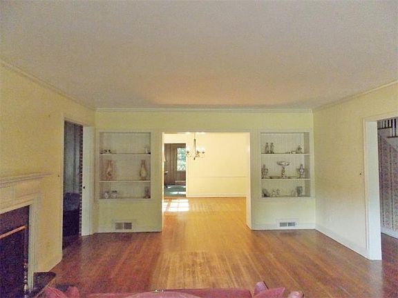 4th image of 1408 Collier Dr SE