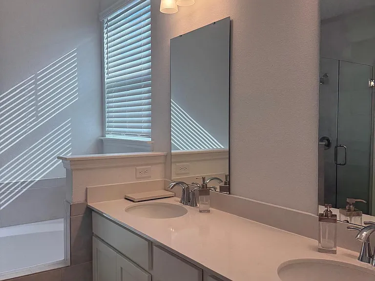 195 Seaforth Dr — Photo 19