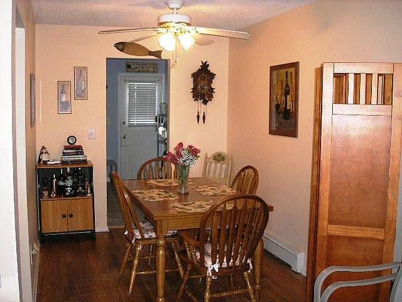 4th image of 3574 Simpson Ave #101