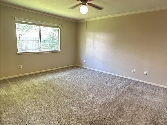 5th image of 1814 Grove Court Dr