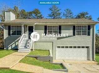 7568 Old South Ln, Jonesboro, GA 30236