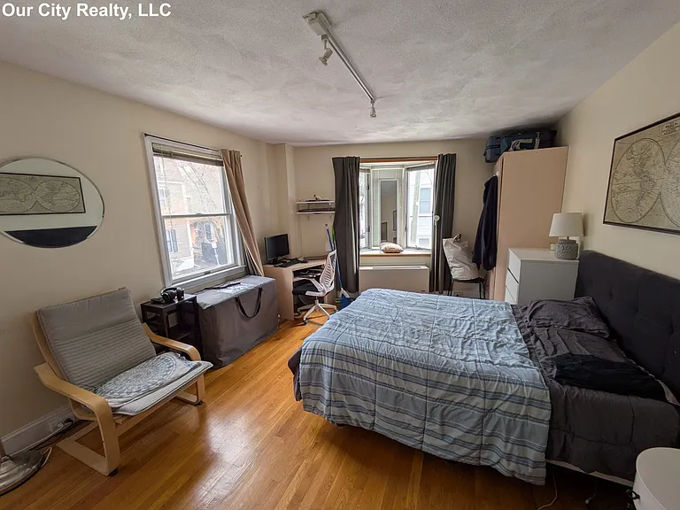 12 Mount Auburn St #5 — Photo 4