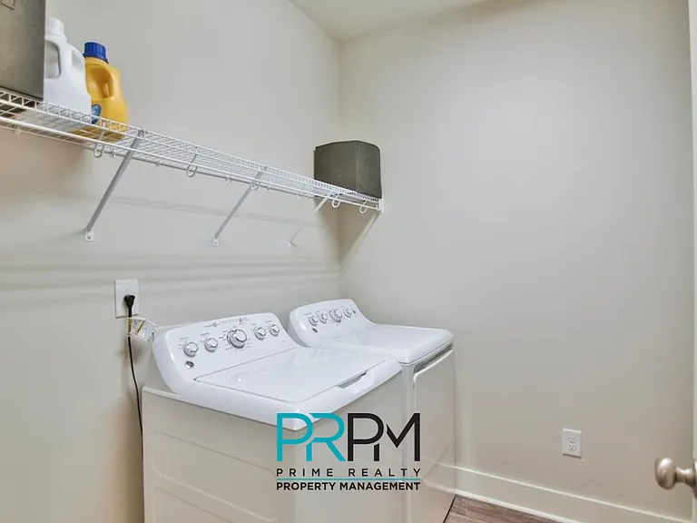826 Stonebriar St #1 — Photo 14
