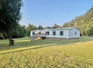 71 Davis Farm Rd, Leasburg, NC 27291
