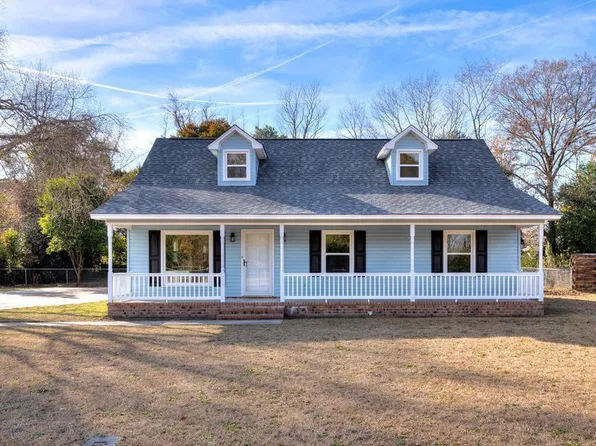 3350 Langston St, Dalzell, SC 29040