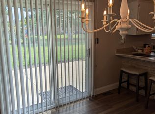 623 Crestview Dr, Lebanon, OH 45036