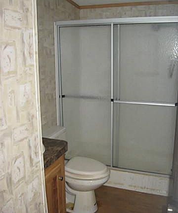 4th image of 110 Hillcrest Dr