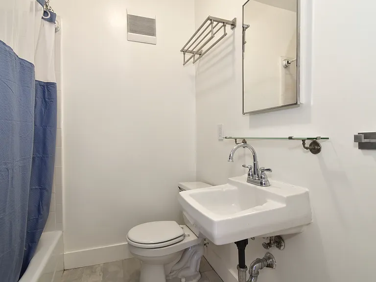 104 Main St #1 — Photo 13