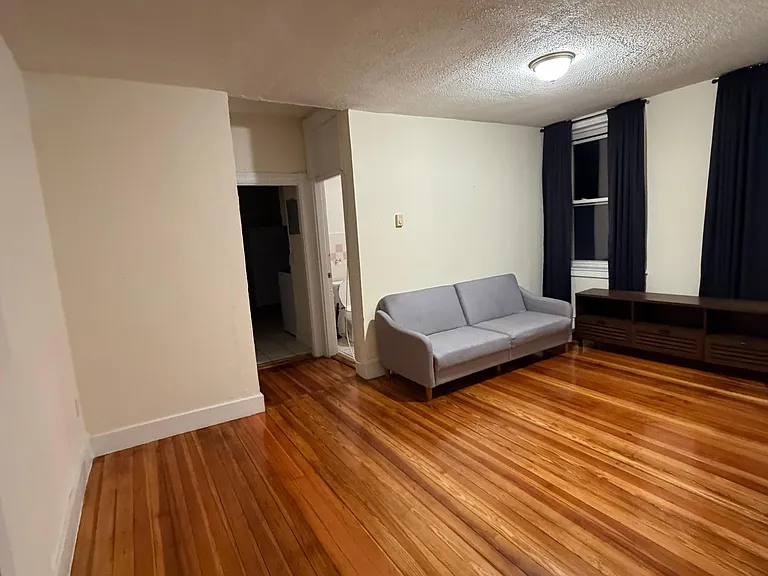 31 Gay Head St #3 — Photo 2