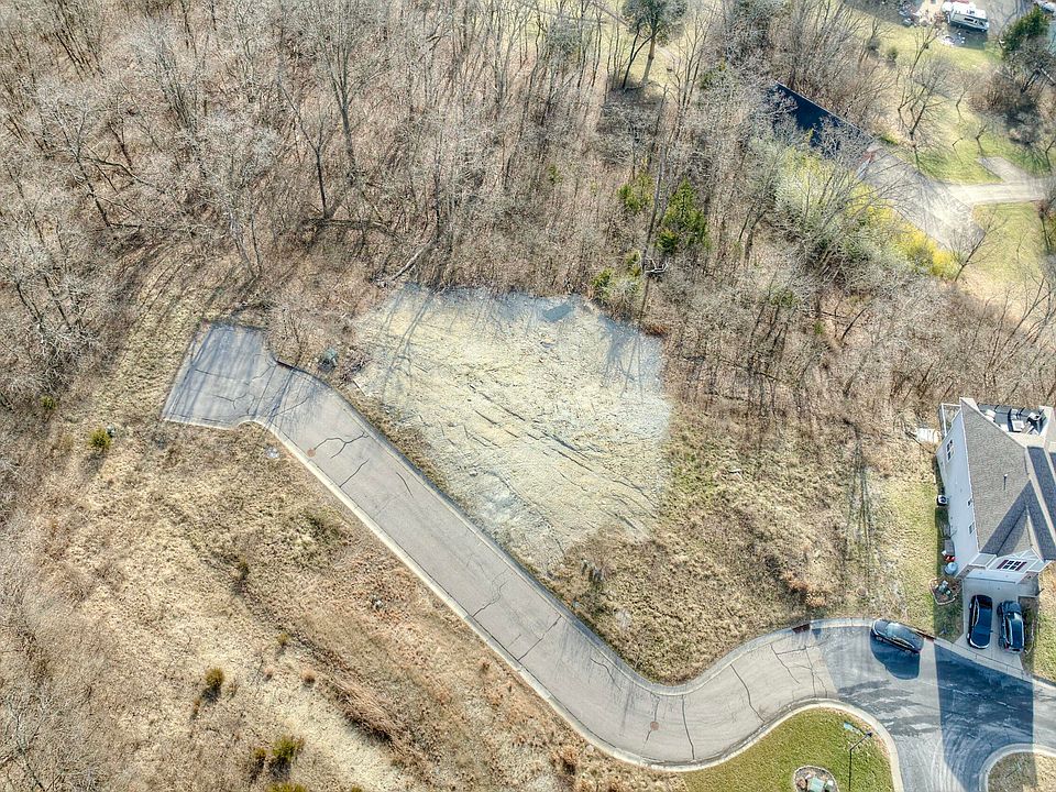 1st image of 3279 Lookout Valley