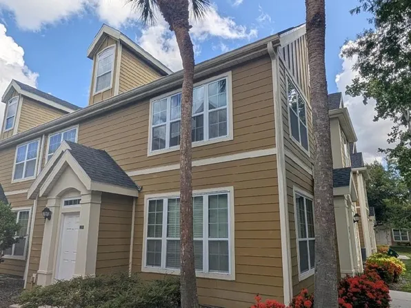 5611 Bidwell Pkwy Unit 204, Sarasota, FL 34233