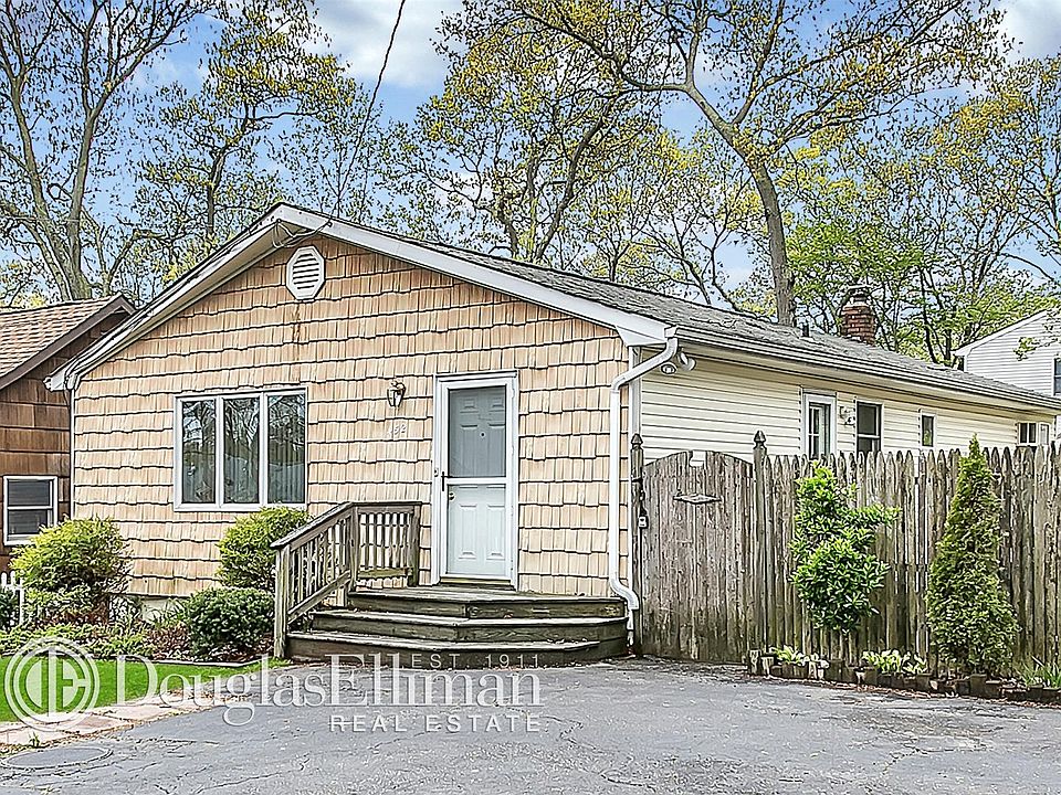 1st image of 452 Adirondack Dr