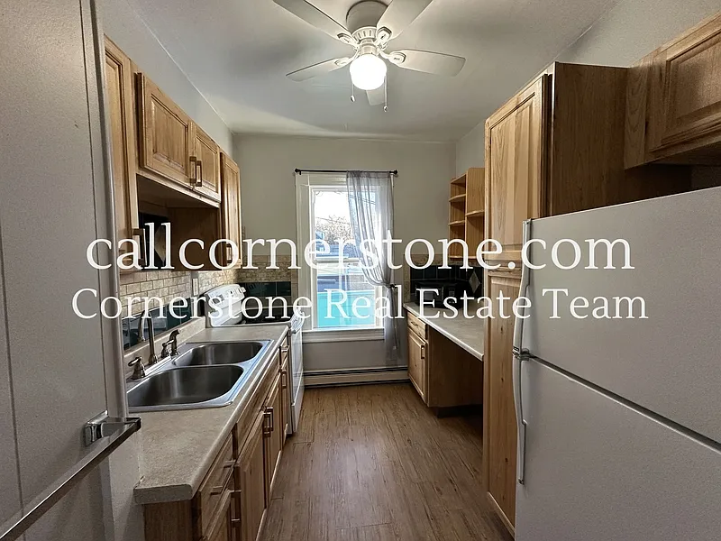 1 bed, 1.0 bath, 447 sqft, $1,349 — Photo 3