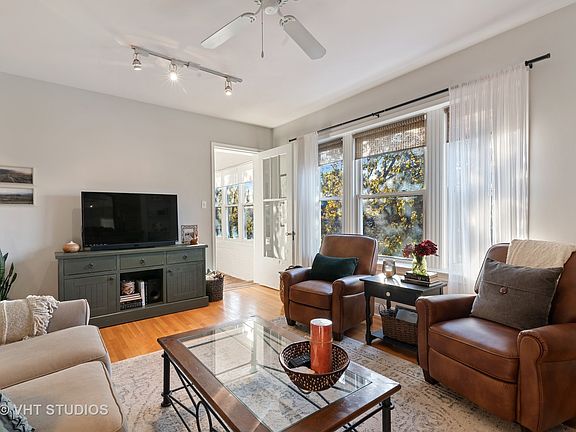 5th image of 3503 N Lakewood Ave #3