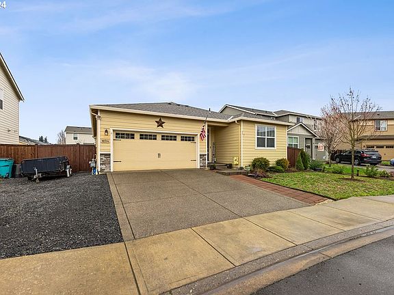 3rd image of 16514 NE 92nd Cir