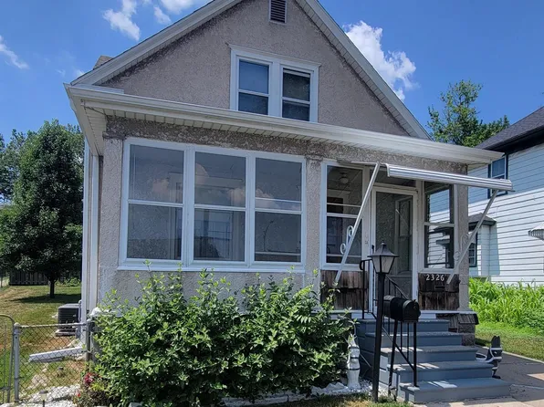 2326 S 31st St, Omaha, NE 68105