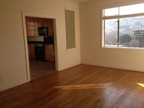 3rd image of 577 Lombard St #Top