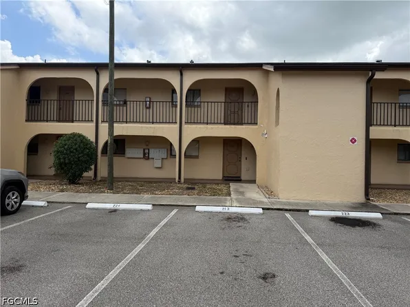 608 Gerald Ave APT 224, Lehigh Acres, FL 33936