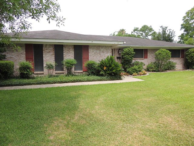 1st image of 114 Blackstone Pl
