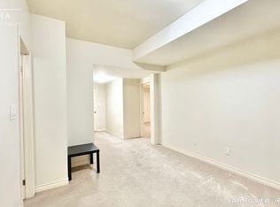 22 Risebrough Ave #2, Toronto, ON M2M2E1