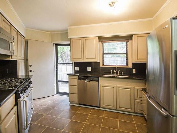 5th image of 1418 Eastus Dr