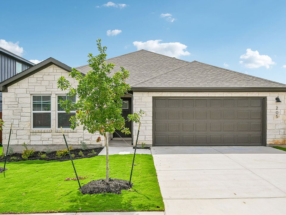 205 Skyview Farm Lane Front Exterior