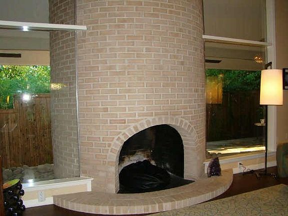 2nd image of 9271 Meadowglen Dr