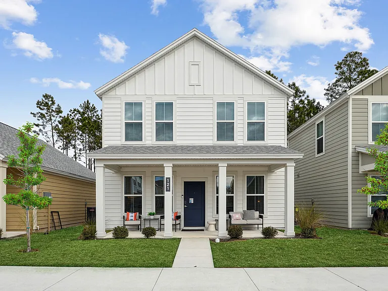 Hamlet at Wildlight - Homes and Townhomes for Rent — Photo 16