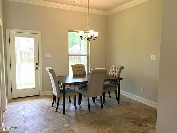 4th image of 103 Piper Crest Ln